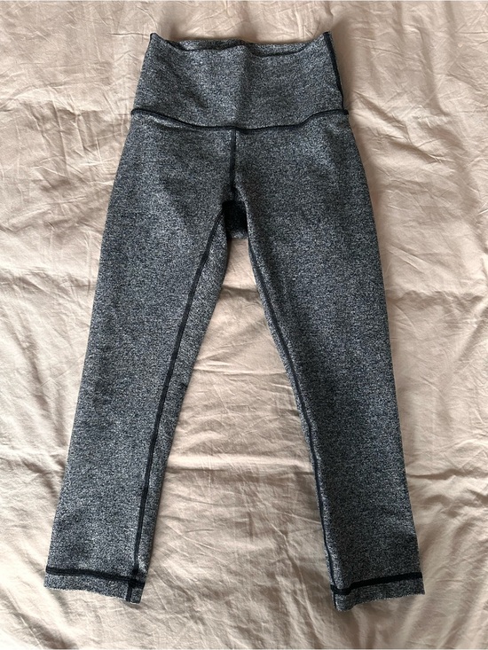 lululemon athletica Pants - Lululemon High-Rise Crop Leggings Heathered Black Gray Size 4